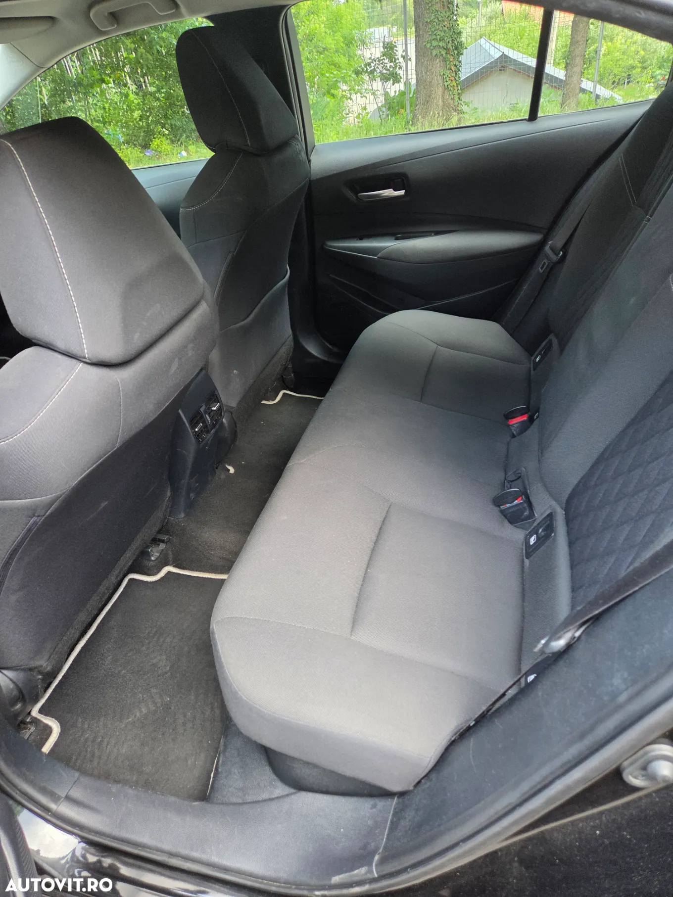 Toyota Corolla Sedan 1.8 HSD Business - 23