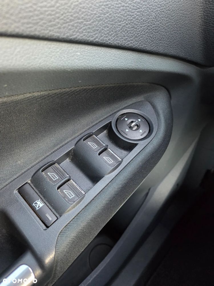 Ford C-MAX 1.6 TDCi Start-Stop-System Trend - 13