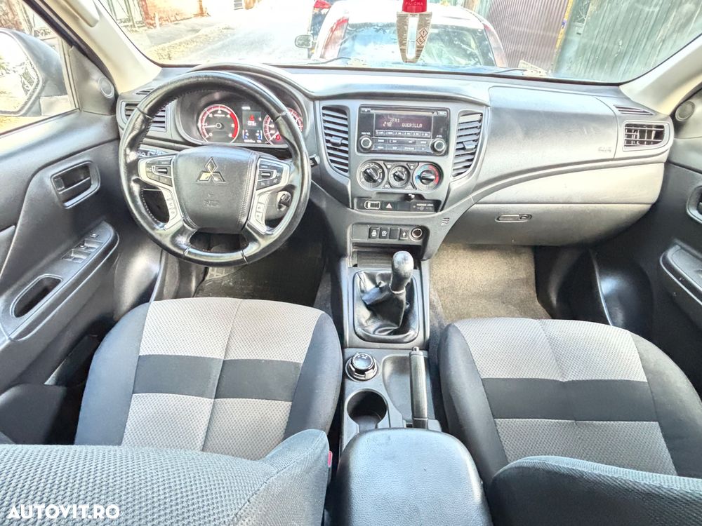 Mitsubishi L200 Double Cab 2.2 DI-D M/T Instyle - 7