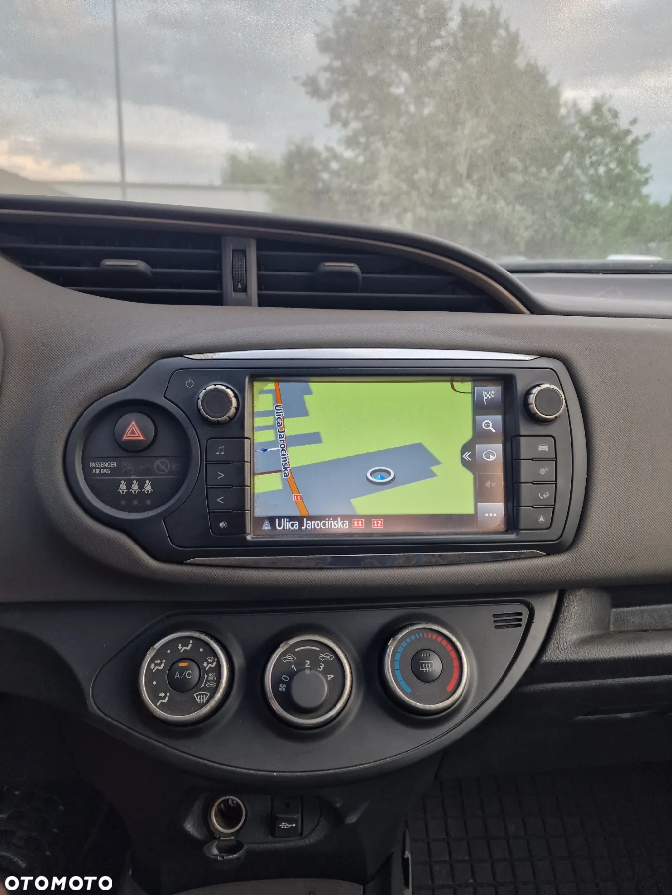Toyota Yaris - 13