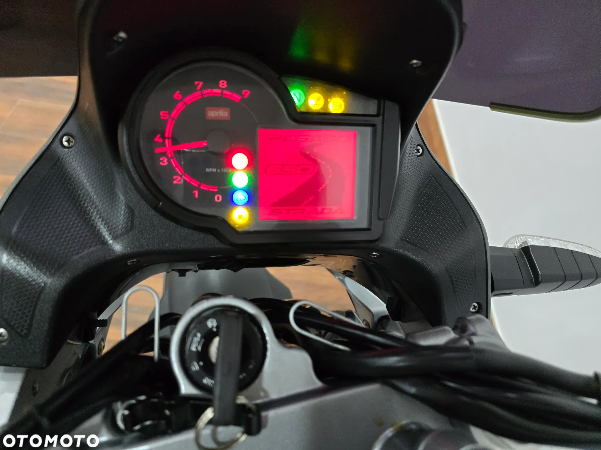 Aprilia Pegaso - 12