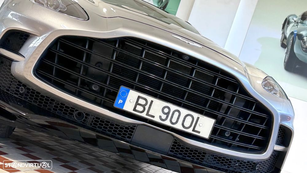 Aston Martin DBX 707 - 14