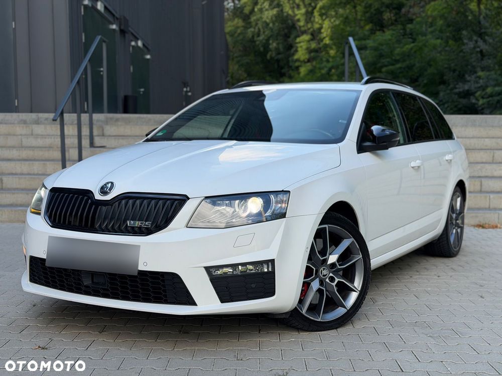 Skoda Octavia 2.0 TDI DSG RS - 3