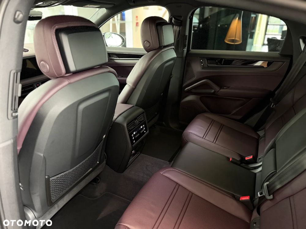 Porsche Cayenne Black Edition - 35