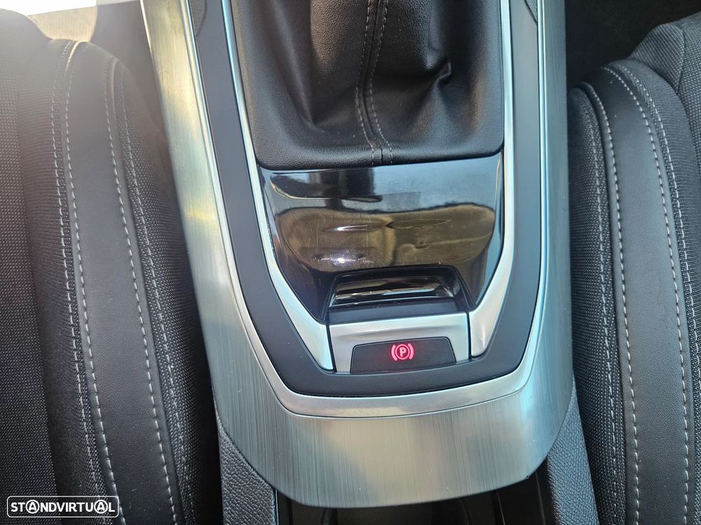 Peugeot 308 1.2 PureTech Allure Pack — fotografia 20