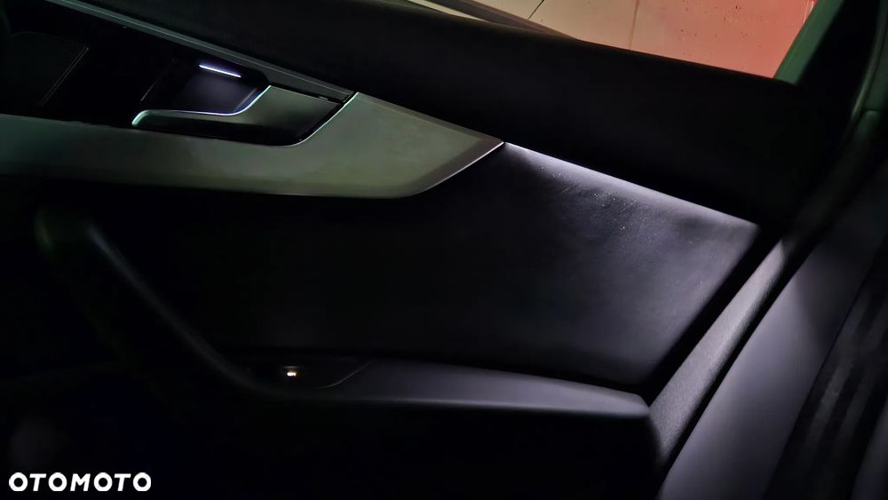 Audi A4 Limousine 35 TFSI mHEV S Line S tronic - 21