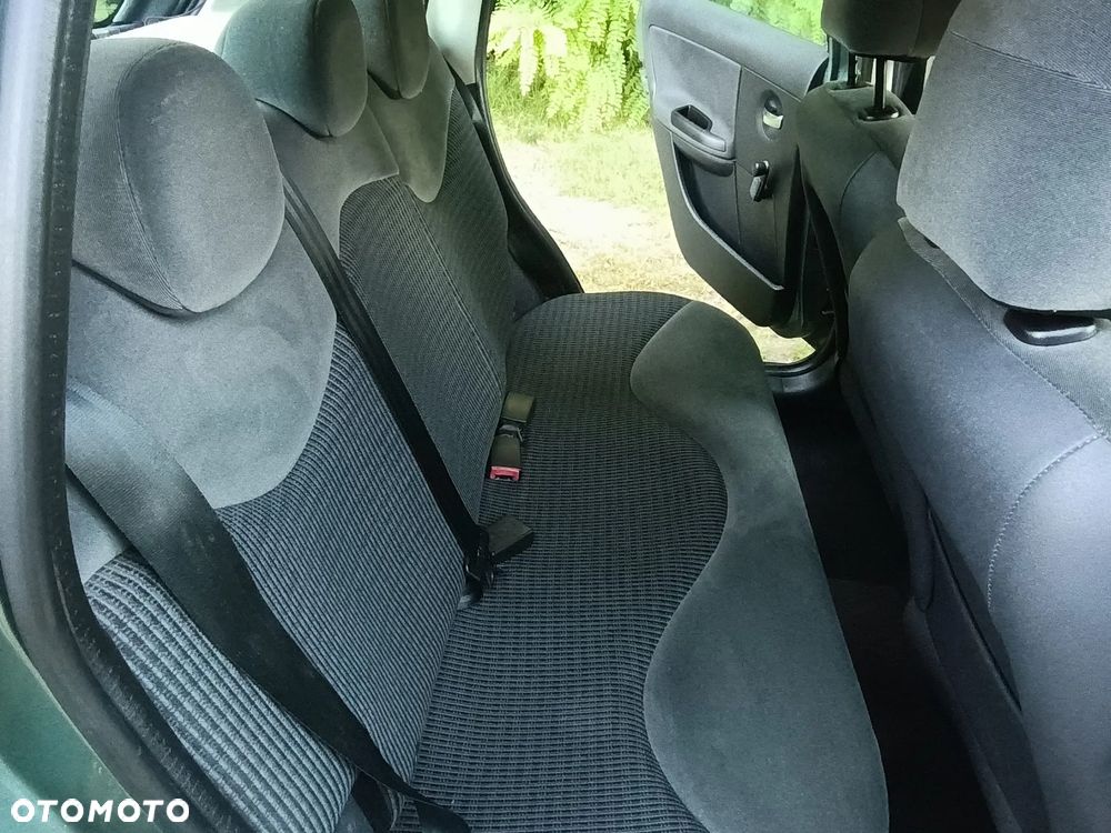 Citroën C3 1.4 HDi Exclusive - 13
