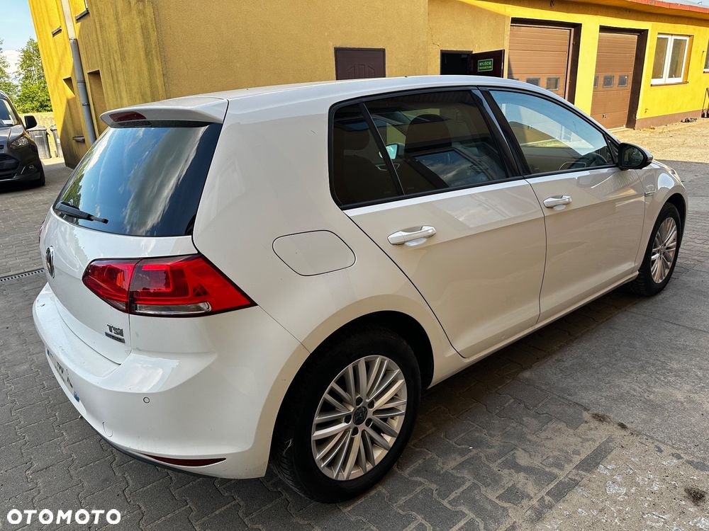 Volkswagen Golf 1.2 TSI BlueMotion Technology Cup - 3