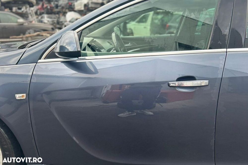 USA STANGA/DREAPTA - FATA/SPATE OPEL INSIGNIA COMBI - AN 2012 - 1