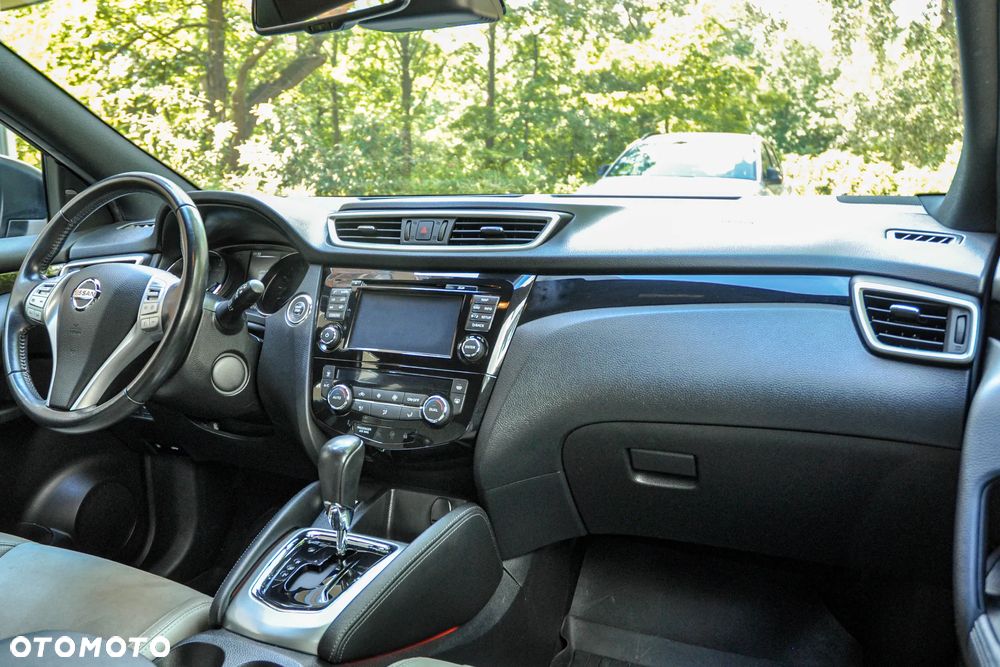 Nissan Qashqai - 11