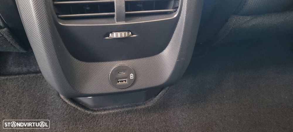 Ford Mustang Mach-E Standard - 47