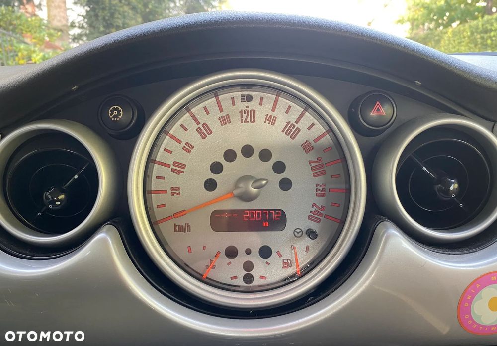 MINI Cooper Standard - 17