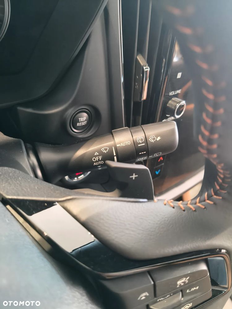 Subaru Forester 2.0i-L Platinum (EyeSight) Lineartronic - 16