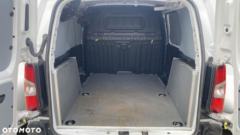 Toyota Proace City - 13
