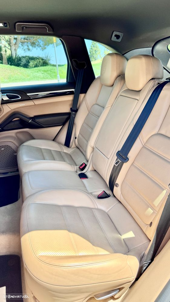 Porsche Cayenne S E-Hybrid - 29