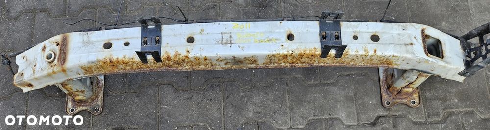 Subaru  Outbeck  IV 4 belka zderzaka przód przedniego