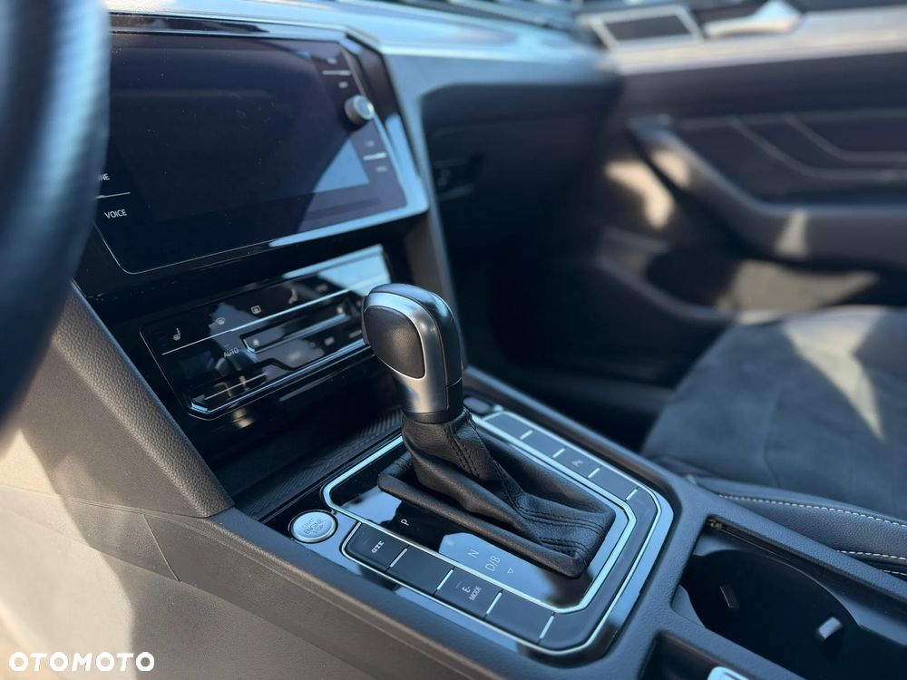 Volkswagen Passat 1.4 TSI Plug-In Hybrid GTE DSG - 25