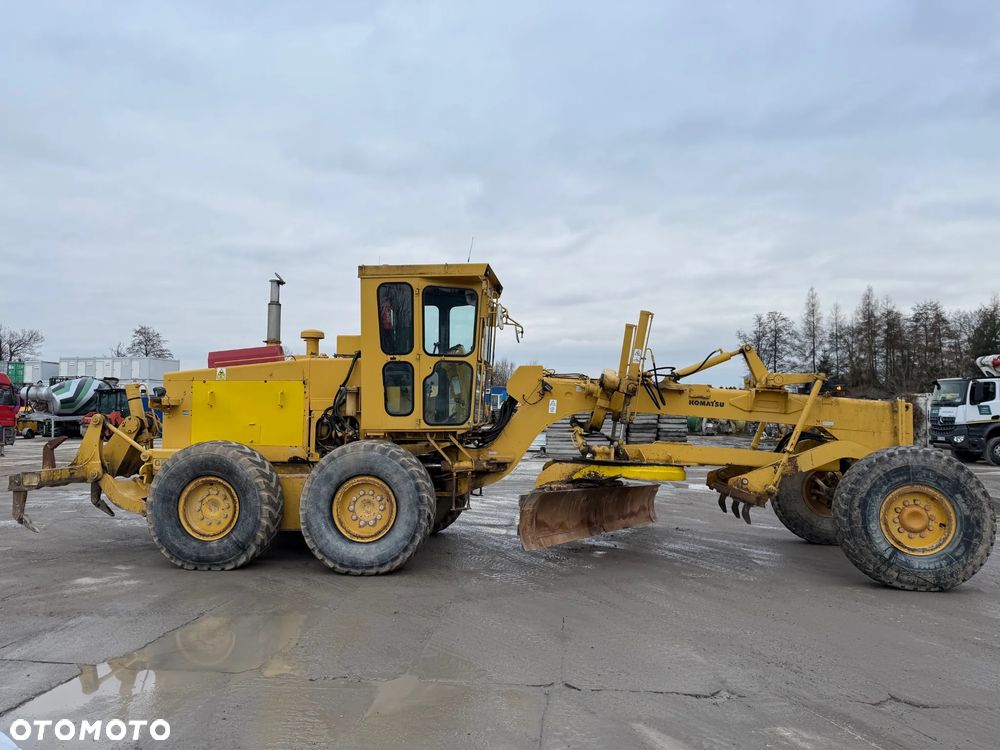 Komatsu GD 705A-4 Równiarka / 17,5 tony / - 9