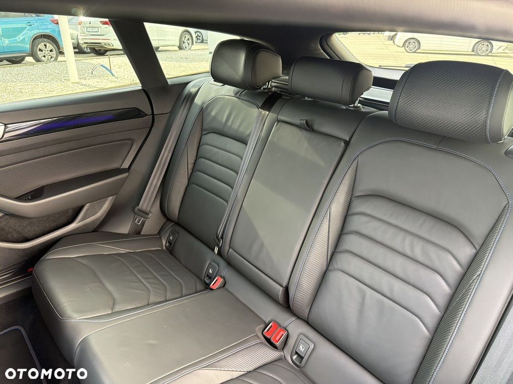 Volkswagen Arteon Shooting Brake - 16