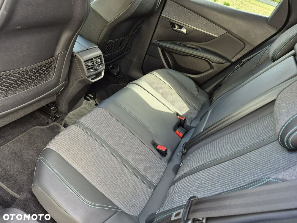 Peugeot 3008 - 11