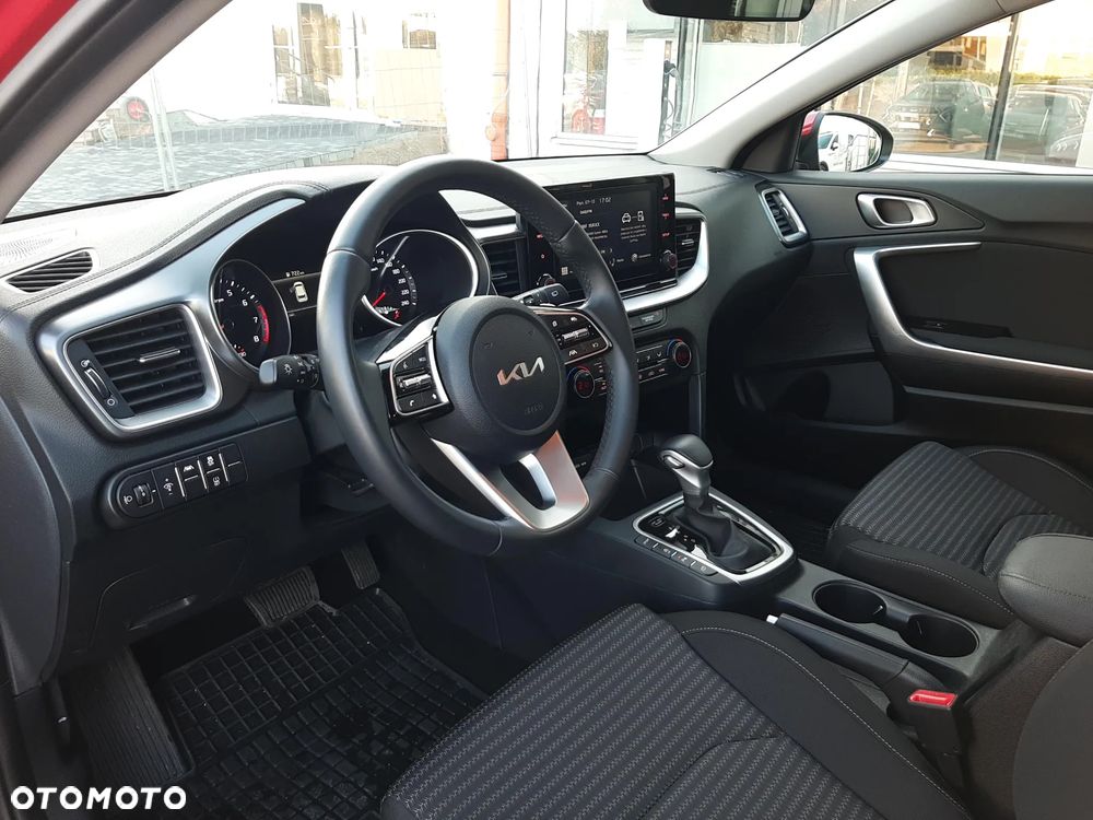 Kia Ceed 1.5 T-GDI M DCT - 9