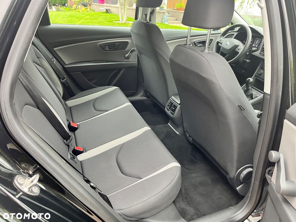 Seat Leon 1.6 TDI ECOMOTIVE Style - 32