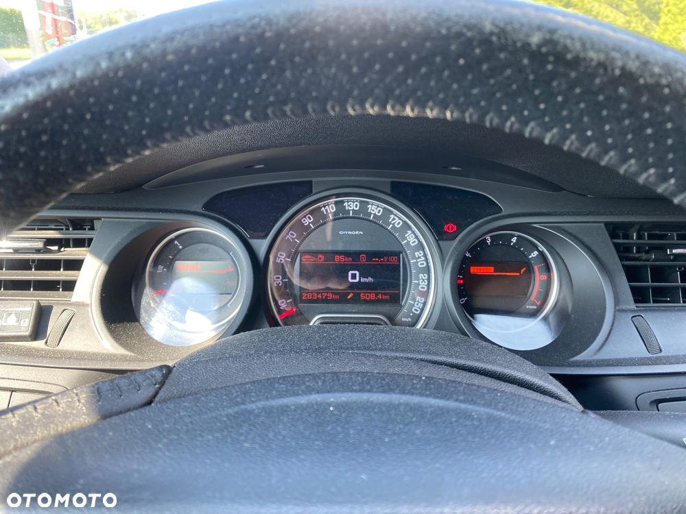 Citroën C5 2.0i 16V Dynamique - 10