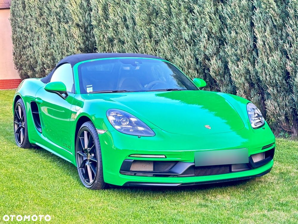 Porsche 718 Spyder - 13