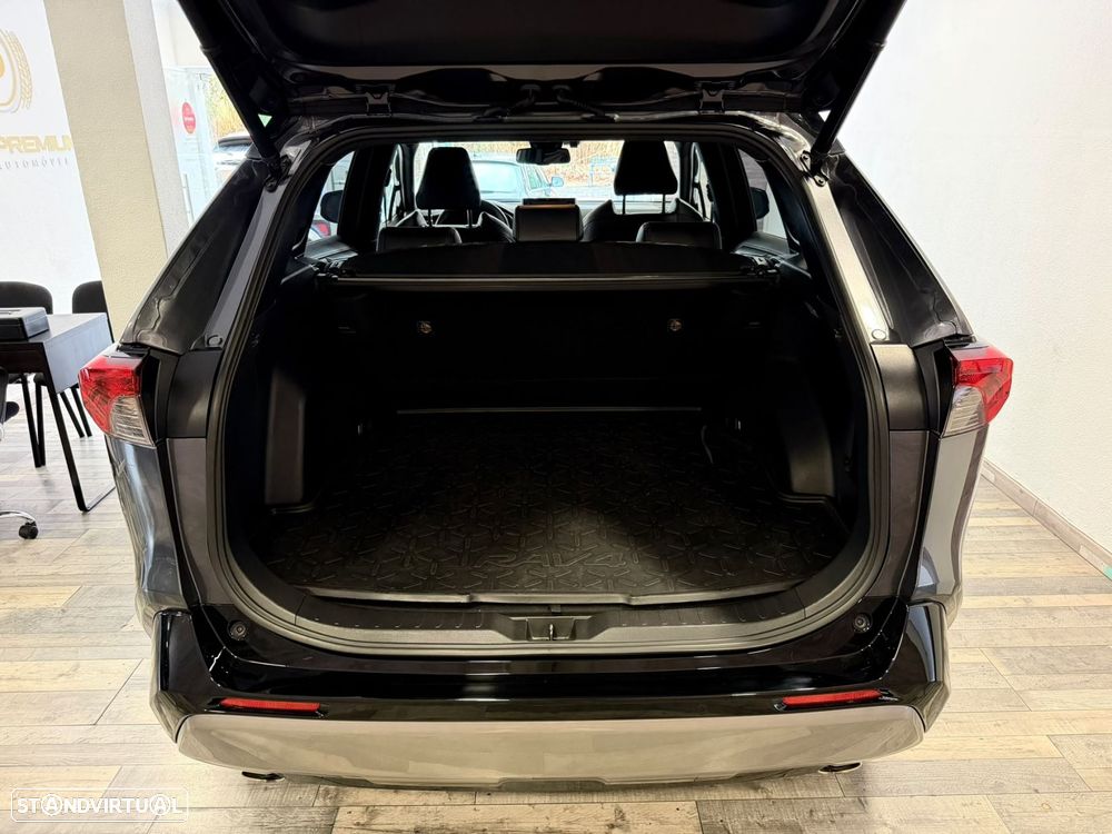 Toyota RAV4 2.5 HDF Square Collection - 27