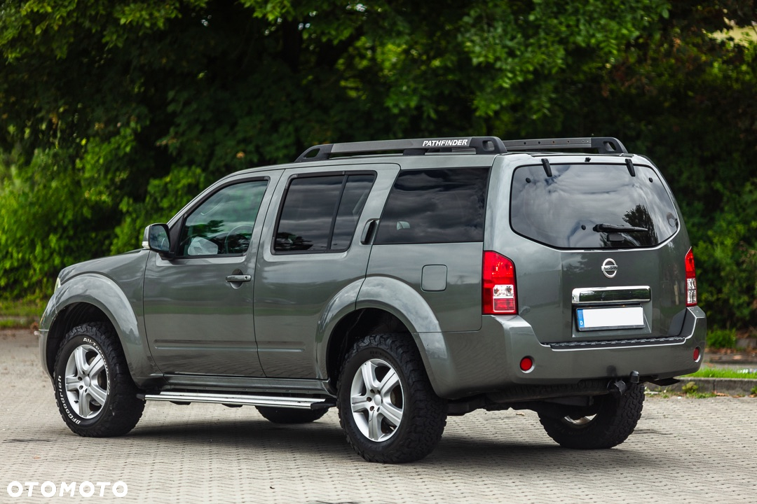 Nissan Pathfinder 2.5 D Platinum - 15