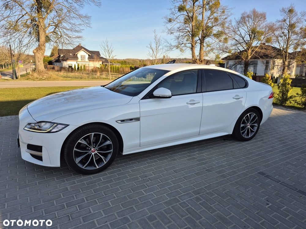 Jaguar XF 2.0 i4D AWD Prestige - 23