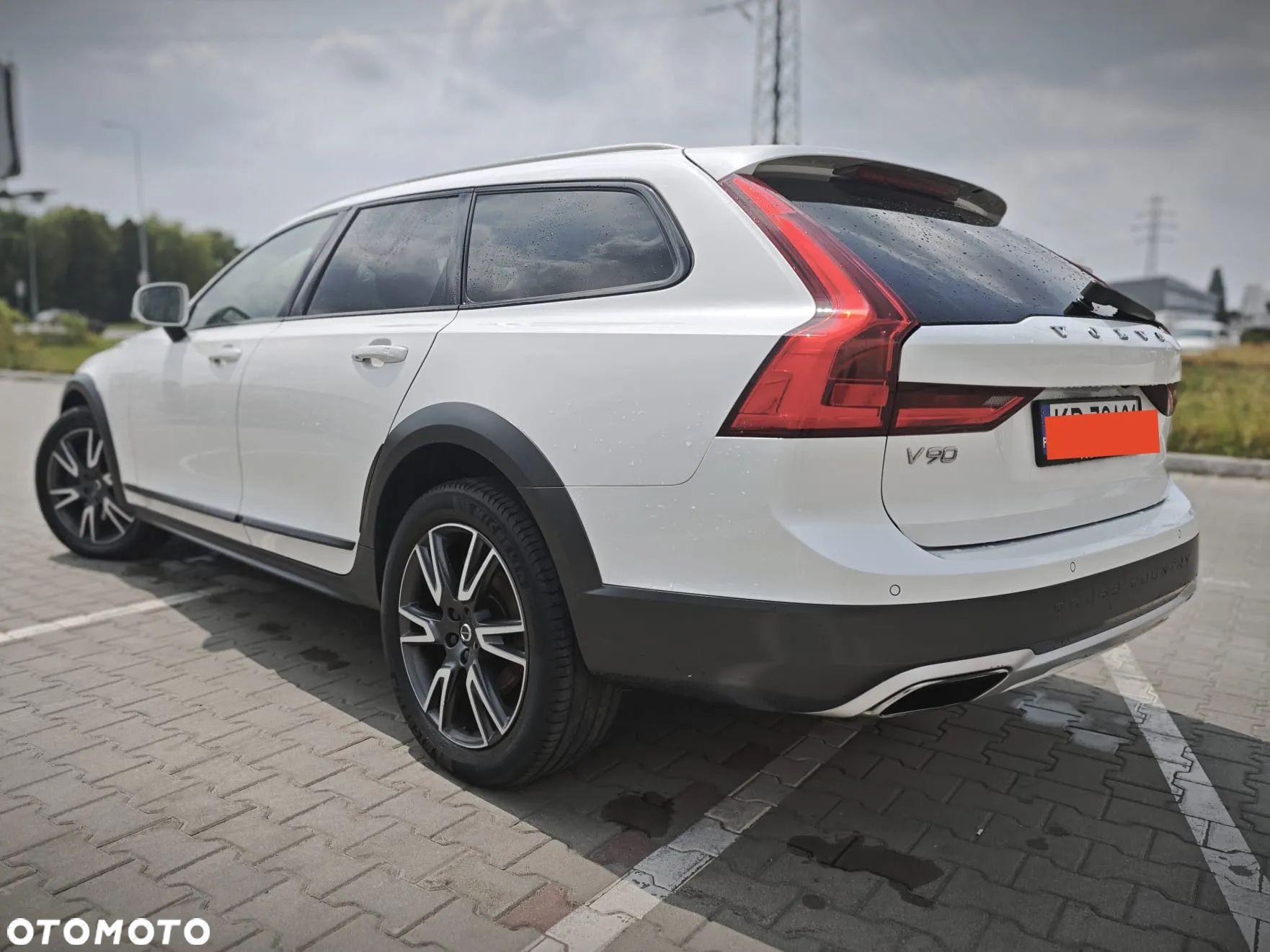 Volvo V90 - 1