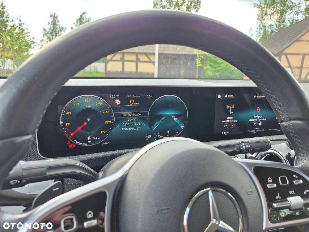 Mercedes-Benz Klasa A 250 7G-DCT Progressive - 19