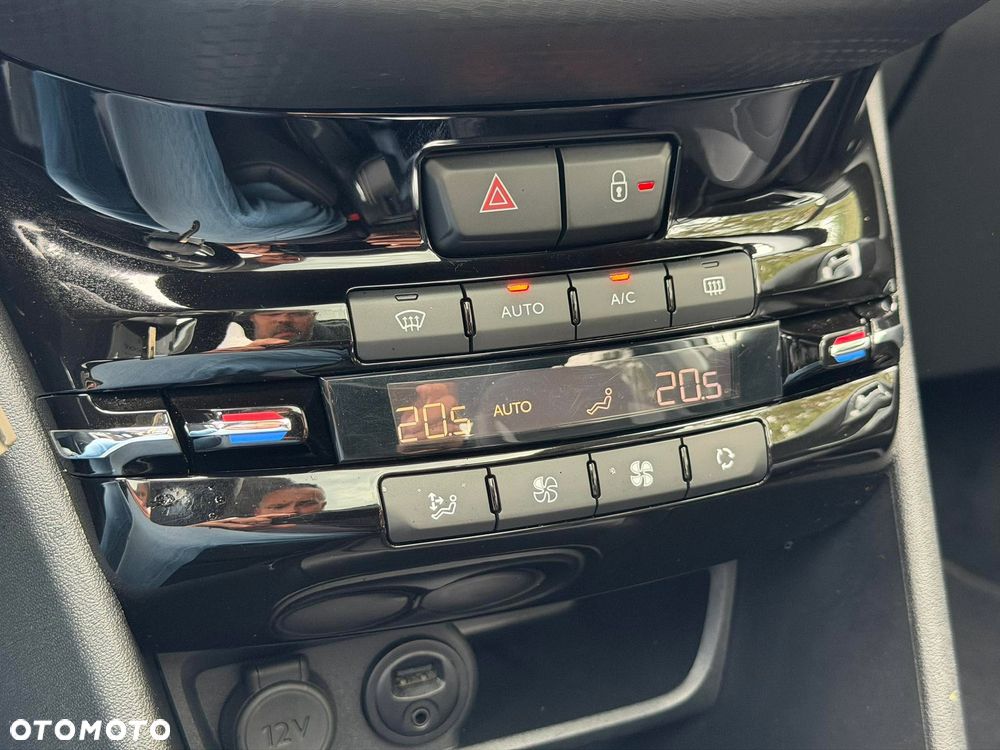 Peugeot 2008 1.5 BlueHDi Crossway - 22