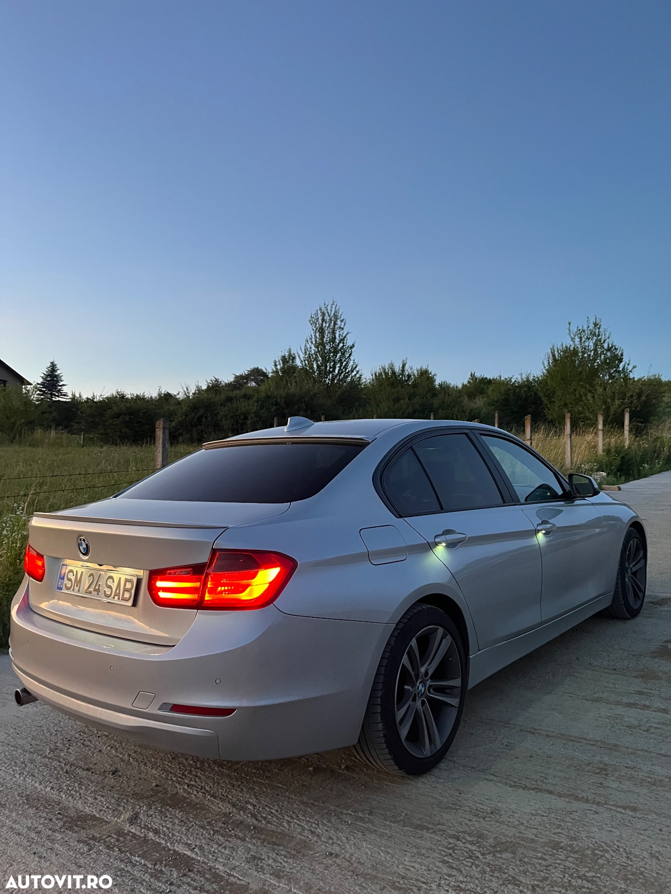 BMW Seria 3 320d Aut. - 21