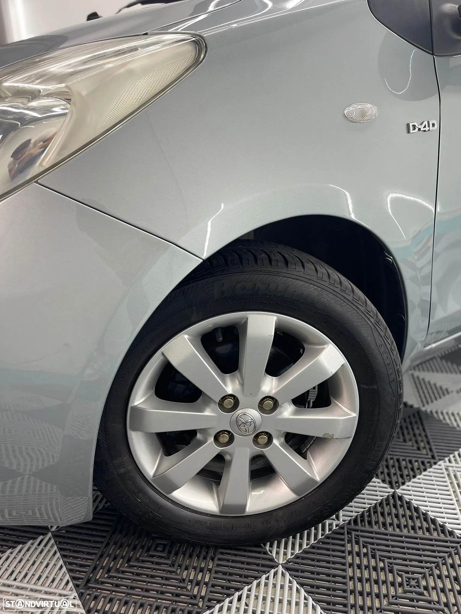 Toyota Yaris 1.4 D-4D AC - 3