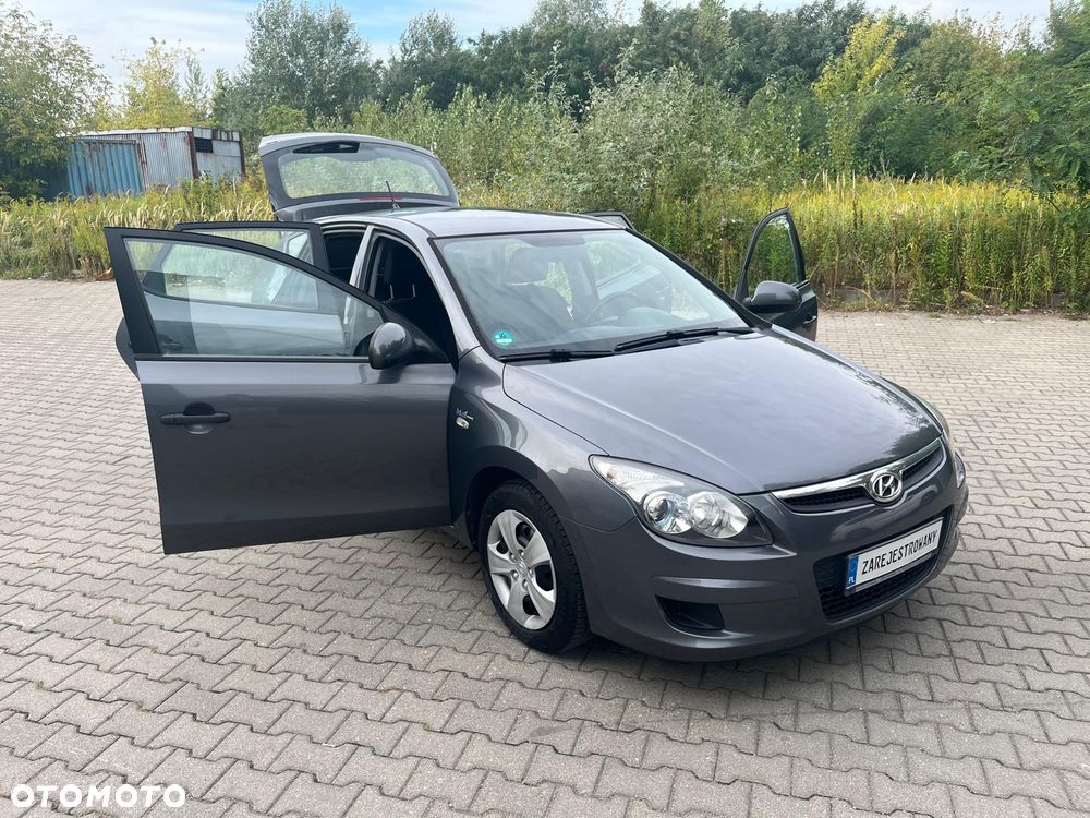 Hyundai i30 1.4 Classic - 21