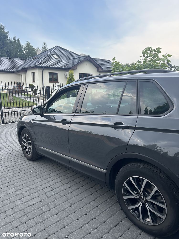 Volkswagen Tiguan - 4