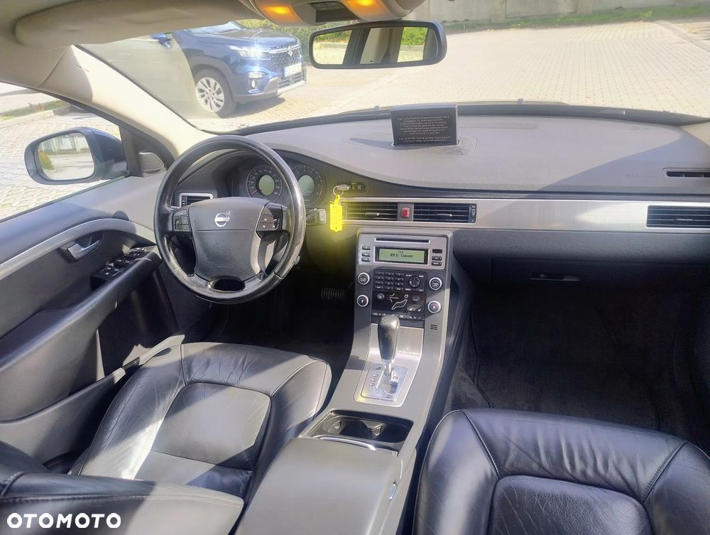 Volvo V70 2.5T Summum - 16