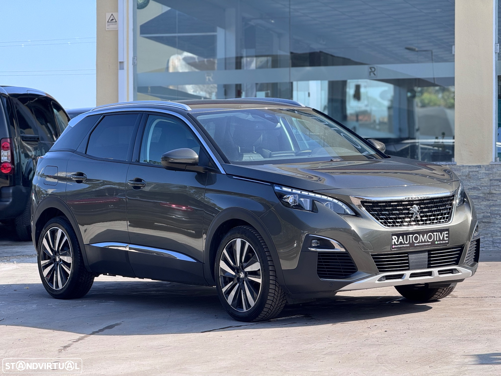 Peugeot 3008 PureTech 130 Stop & Start GPF EAT8 Allure Pack - 2