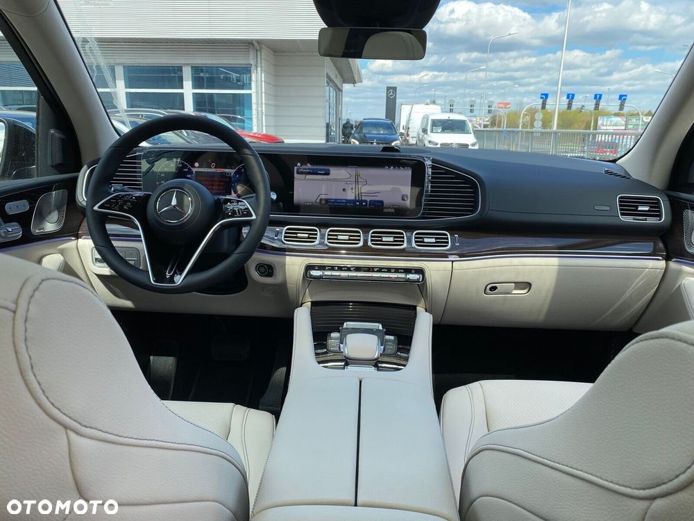Mercedes-Benz GLE - 25