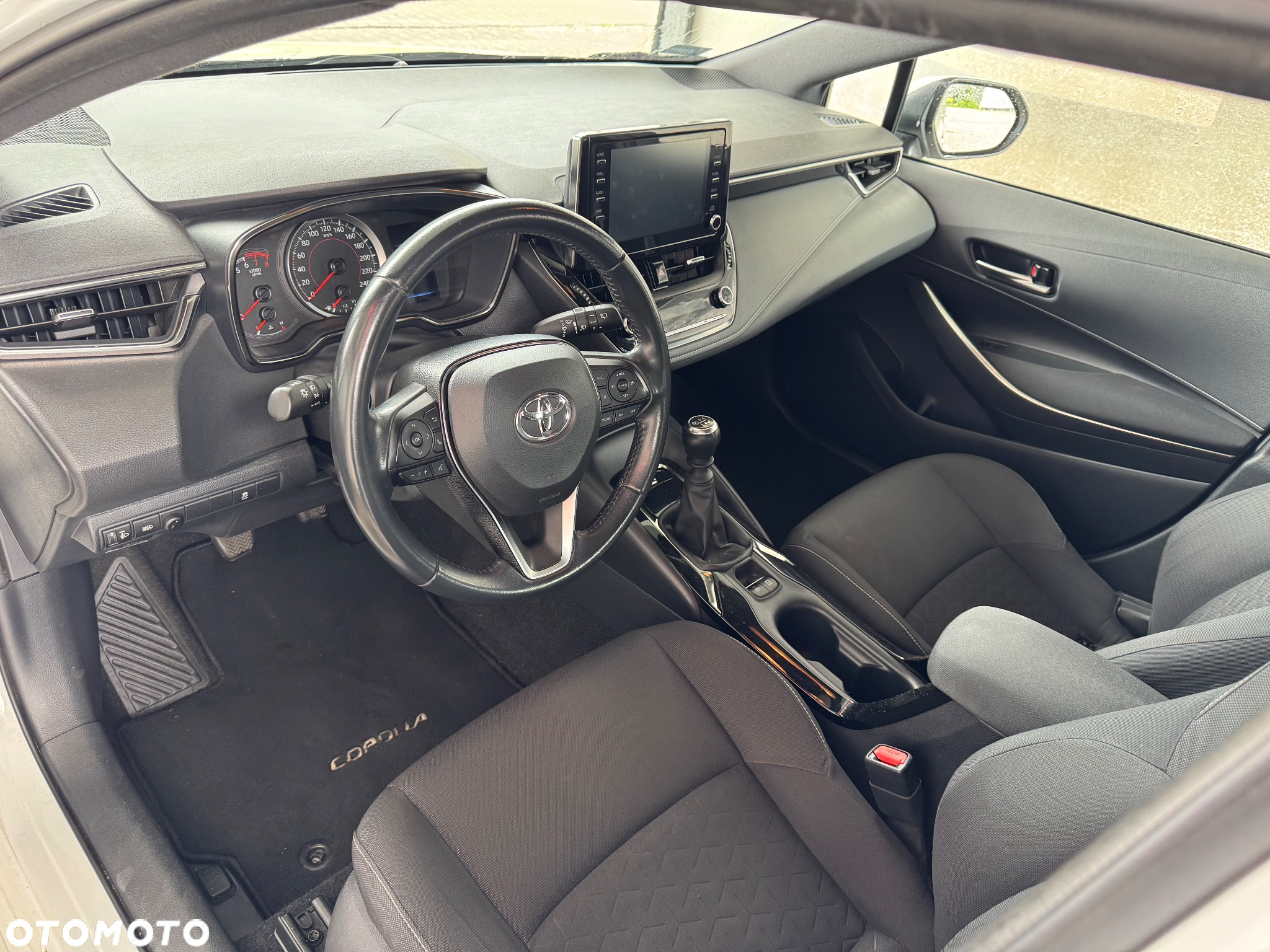 Toyota Corolla 1.2 T Active - 12