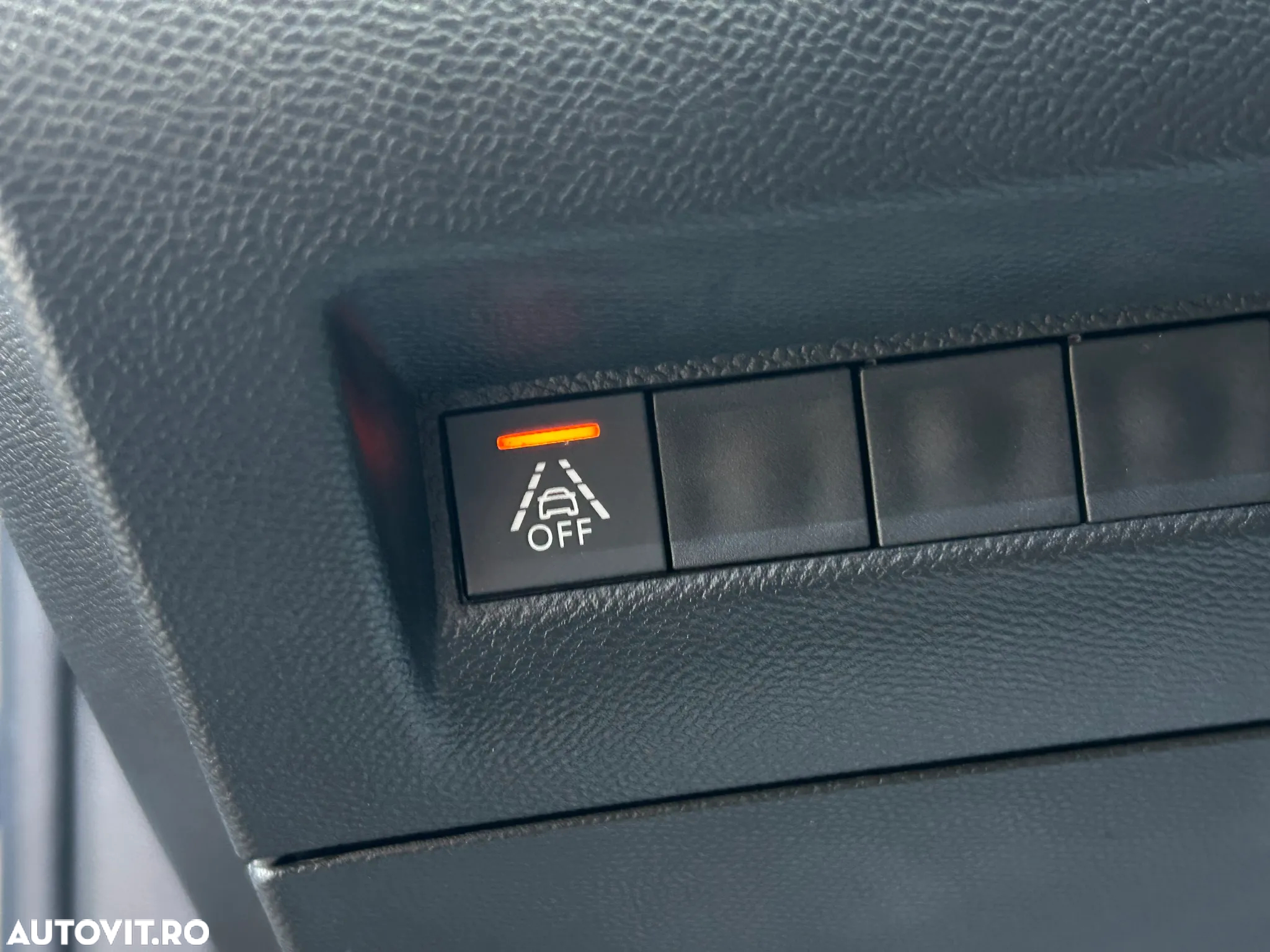 Peugeot 2008 e-2008 GT - 13