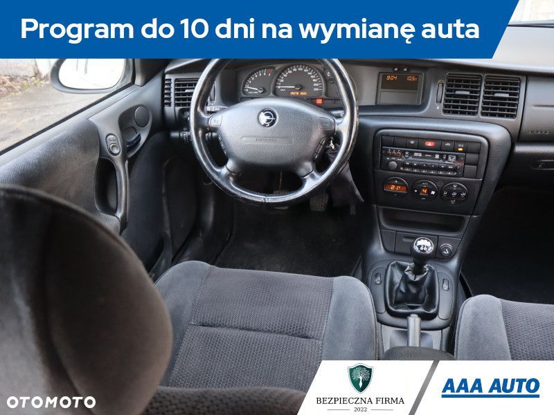 Opel Vectra - 9