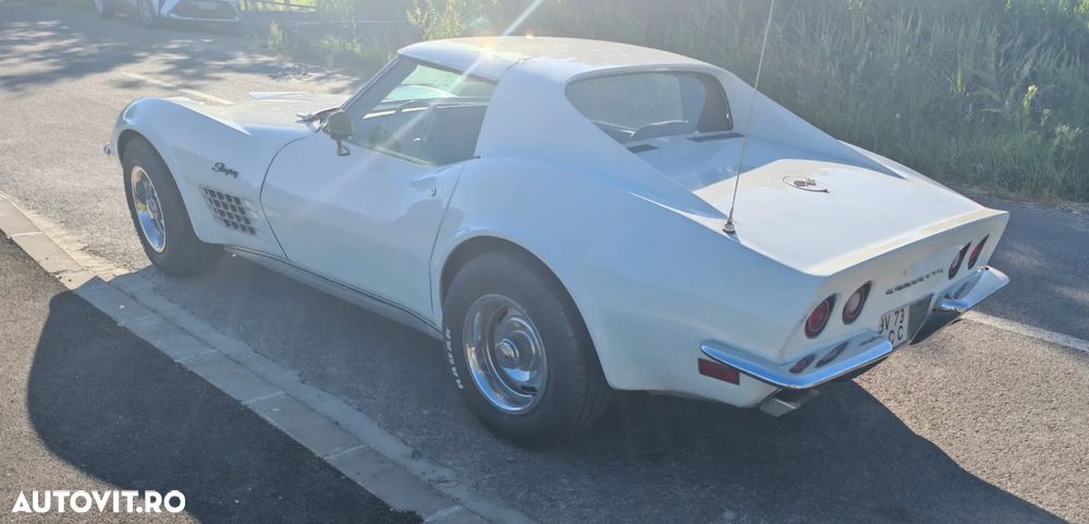 Chevrolet Corvette - 3