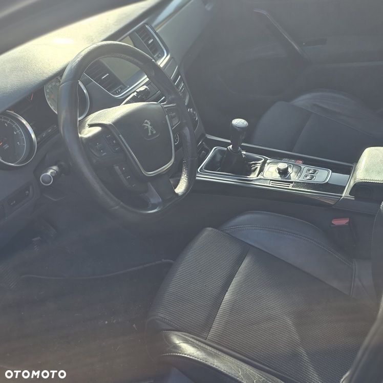 Peugeot 508 2013 photo 2