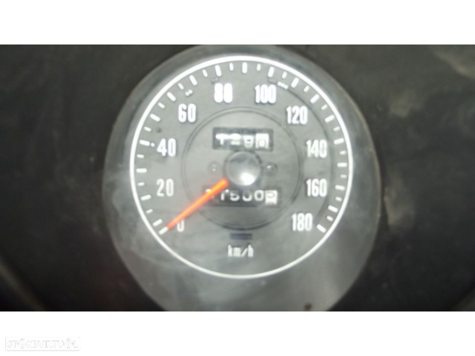 Mazda 818 tablier completo - 7
