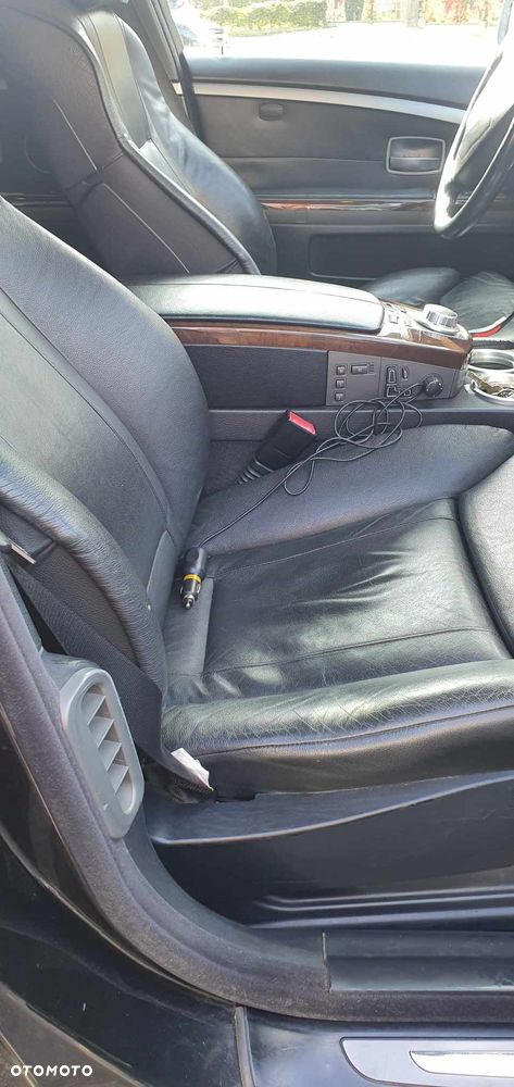BMW Seria 7 740i L - 5