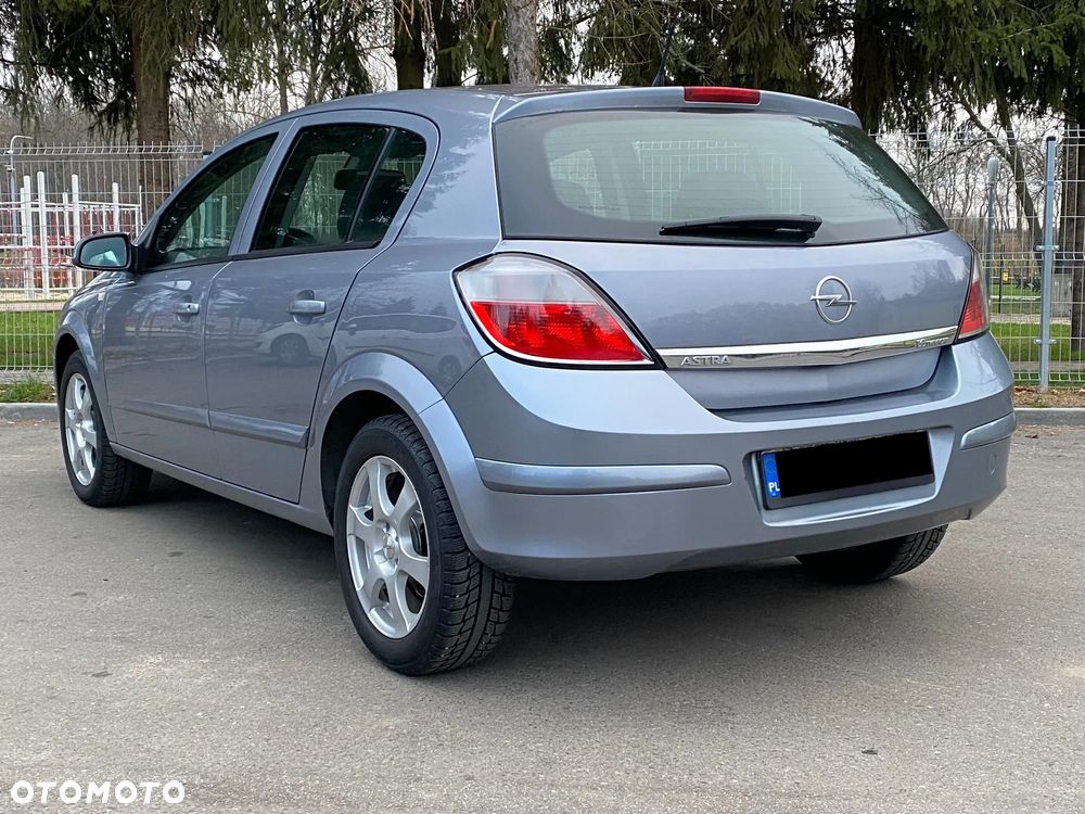 Opel Astra 1.6 - 14