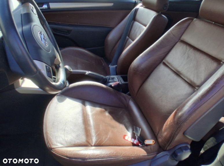 Opel Astra 1.8 Cosmo - 18